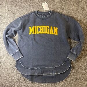 NWT Michigan Sweatshirt Small | University of Michigan Pullover